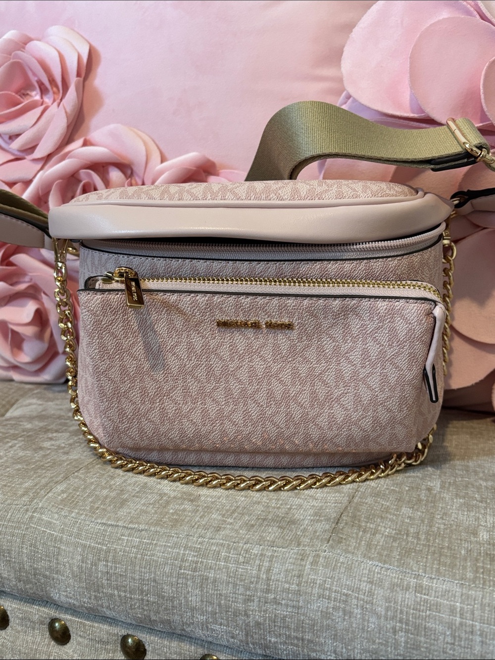 Michael Kors  pink Bum bag 🌸